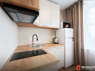 Apartment for Sale: Bagrynova Hora