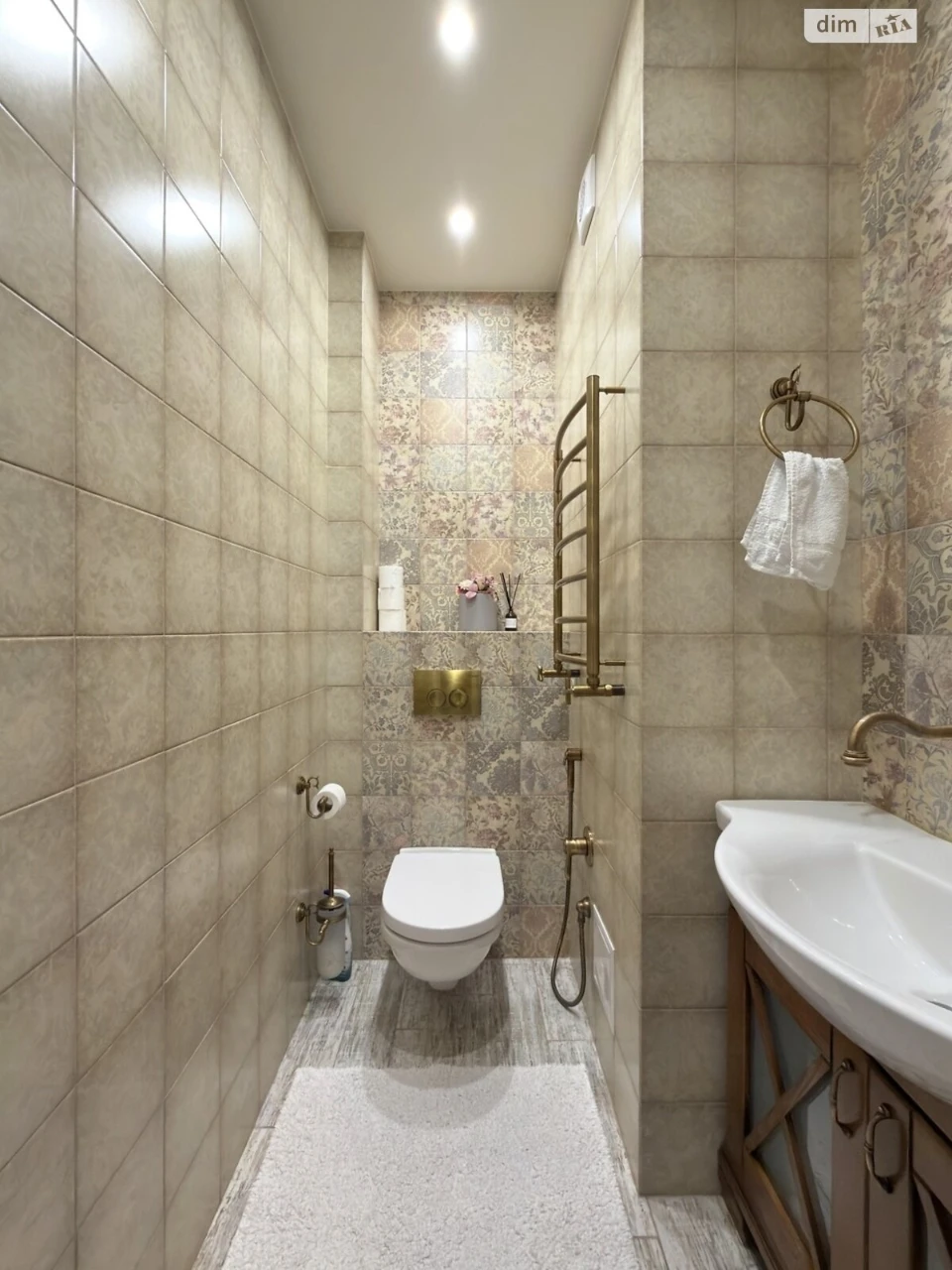 Long-Term Rental House, Obolonskyi