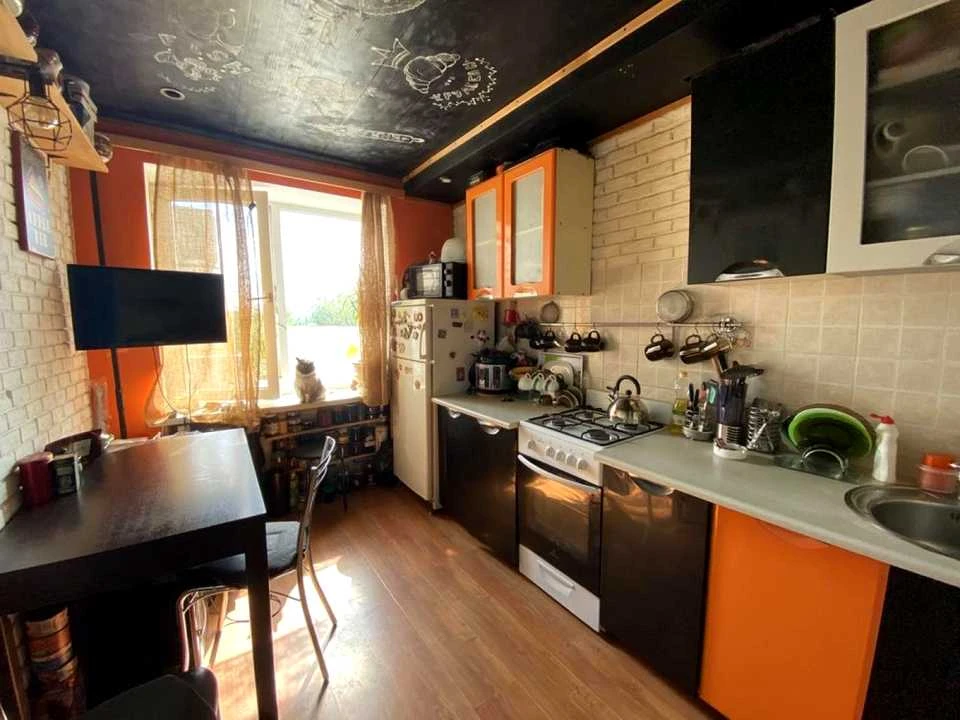 Apartment. Sarmat Street, Zaporizhya