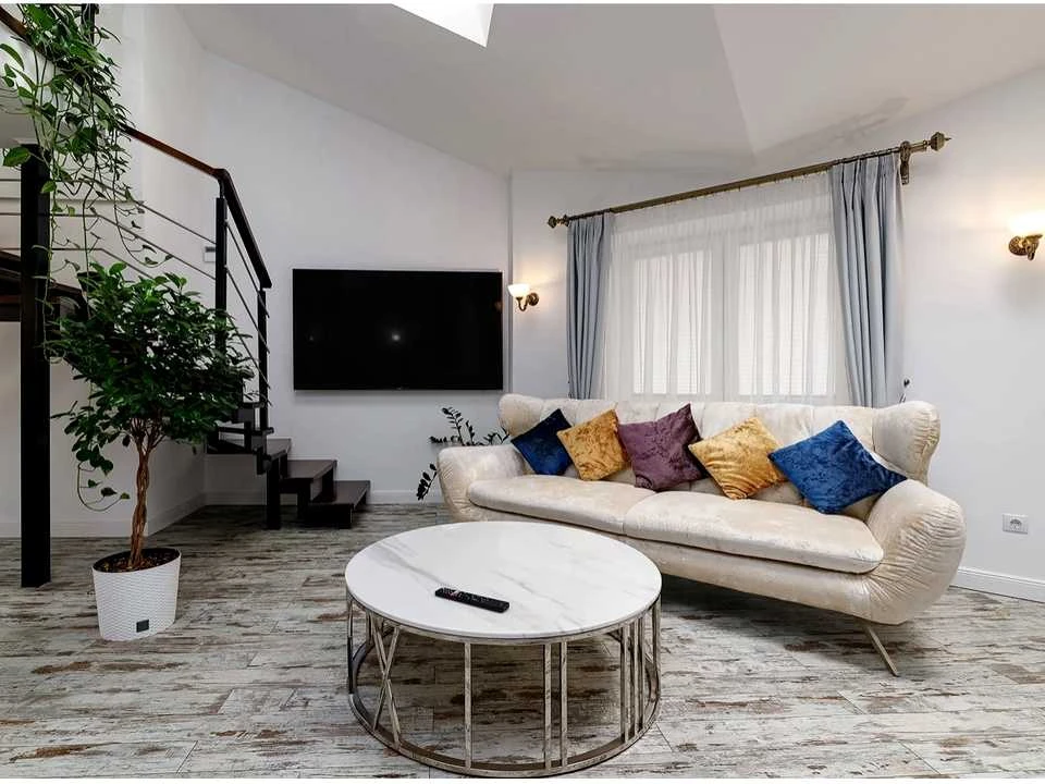 Apartment. Mosnya Street, Lviv