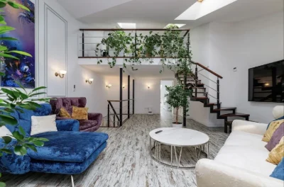 Exclusive apartment 182 sq m in the city center