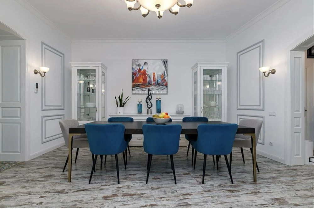 Exclusive apartment 182 sq m in the city center