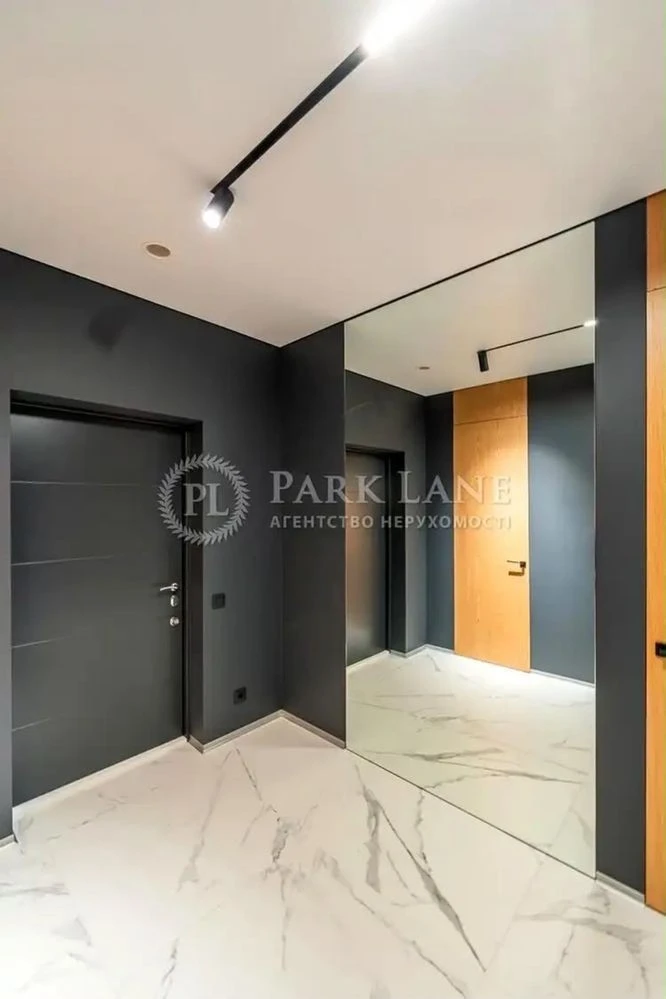 Stylish 2-bedroom apartment in a modern residential complex "Fifth Quarter" for sale
