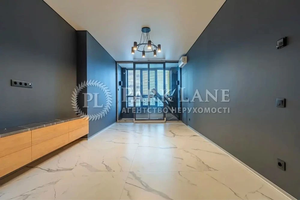 Stylish 2-bedroom apartment in a modern residential complex "Fifth Quarter" for sale