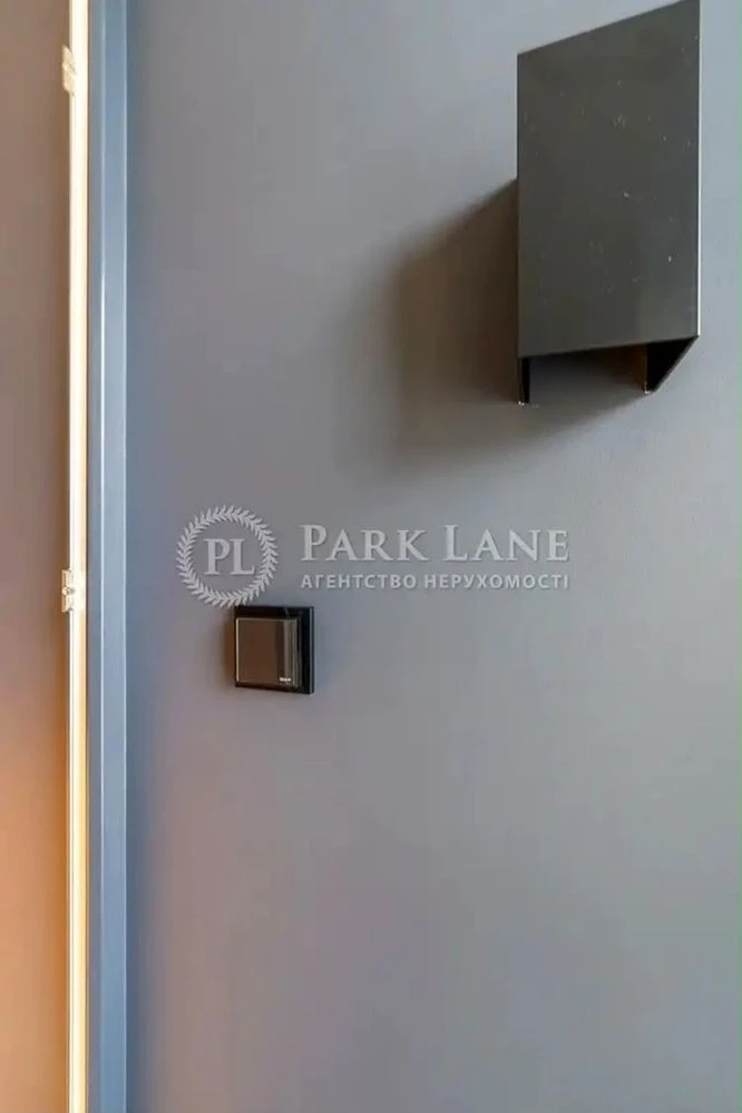 Stylish 2-bedroom apartment in a modern residential complex "Fifth Quarter" for sale