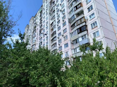 One-bedroom apartment. Obolon Street, Kyiv.