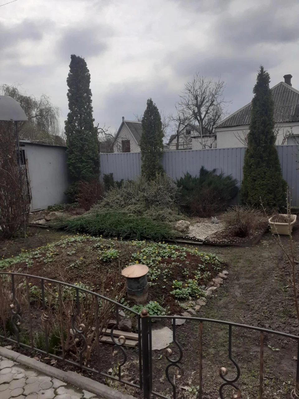 Sale of a nice house in the Atb area, Klinchik River bank