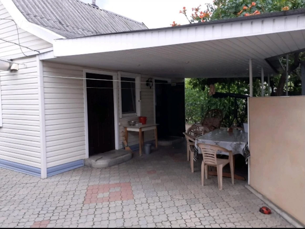 Sale of a nice house in the Atb area, Klinchik River bank
