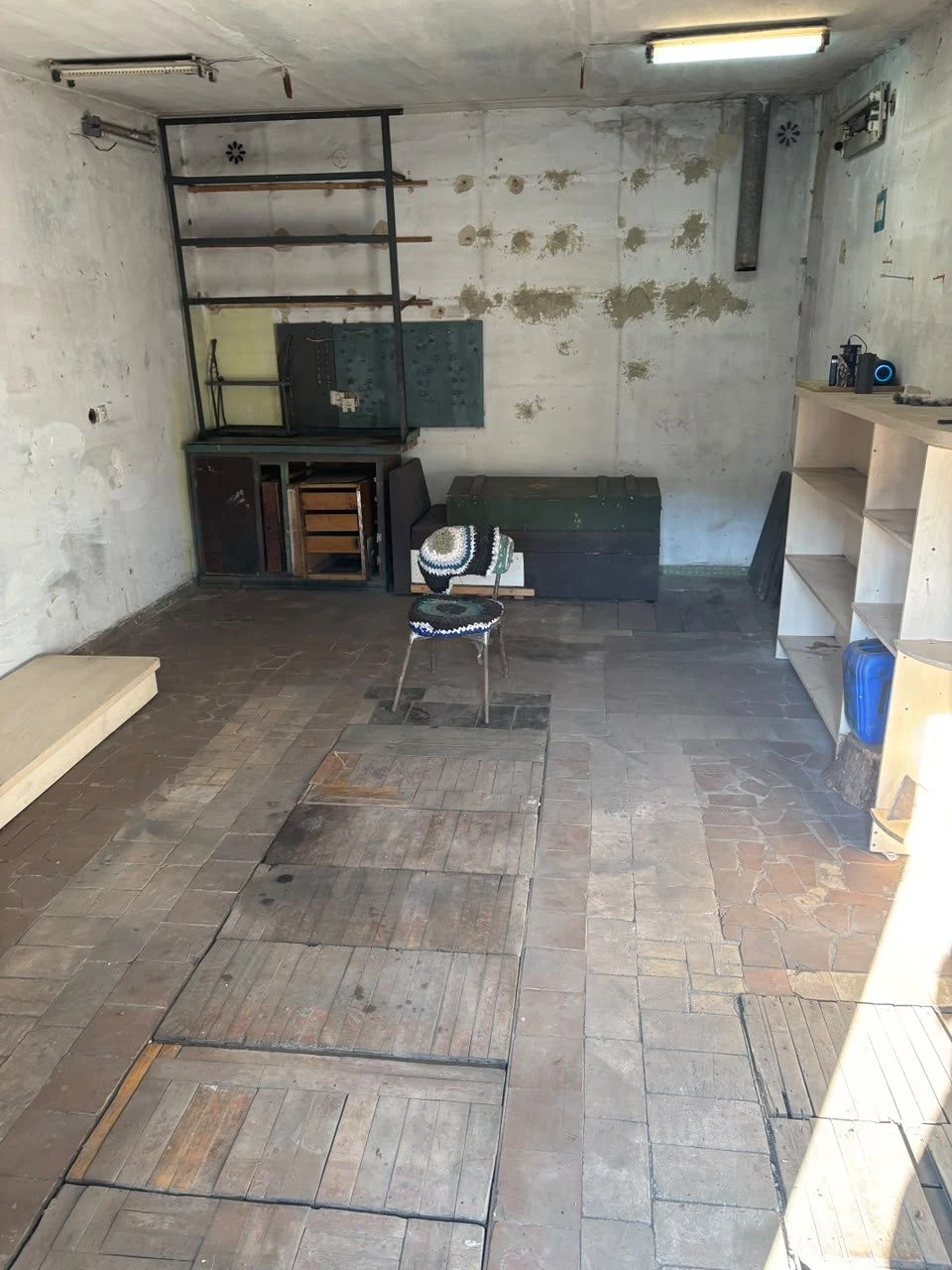 For Sale: Brick Garage in "Sady/Ignovka" Cooperative