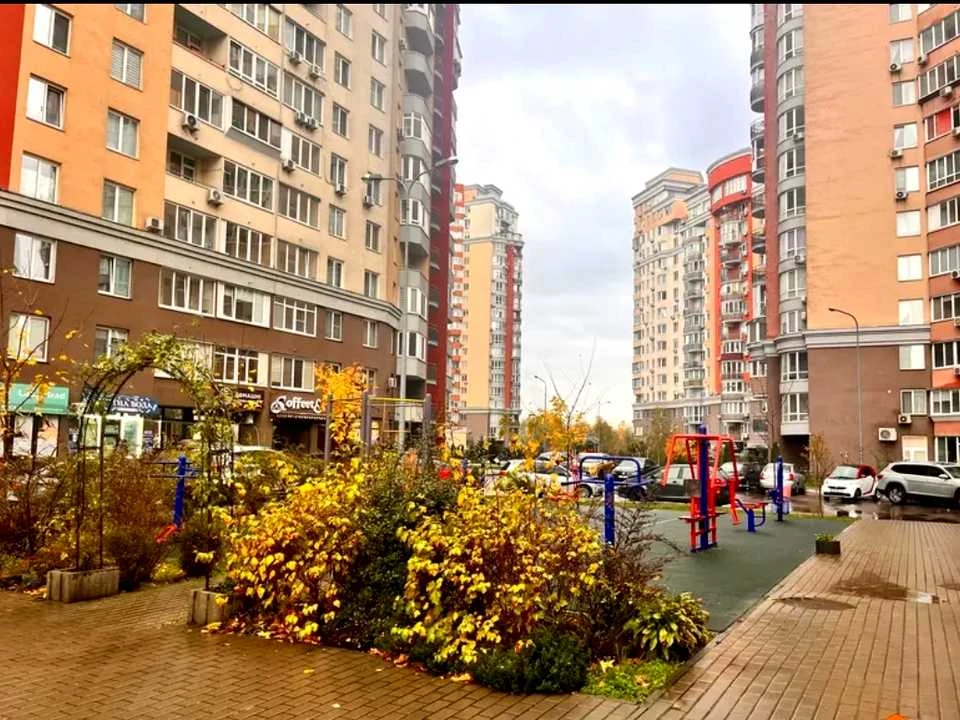 Квартира. Київ, вулиця Юлії Здановської