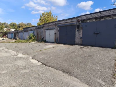 Rent Capital Garage with Two Basements "Kodatsky 89" residential area