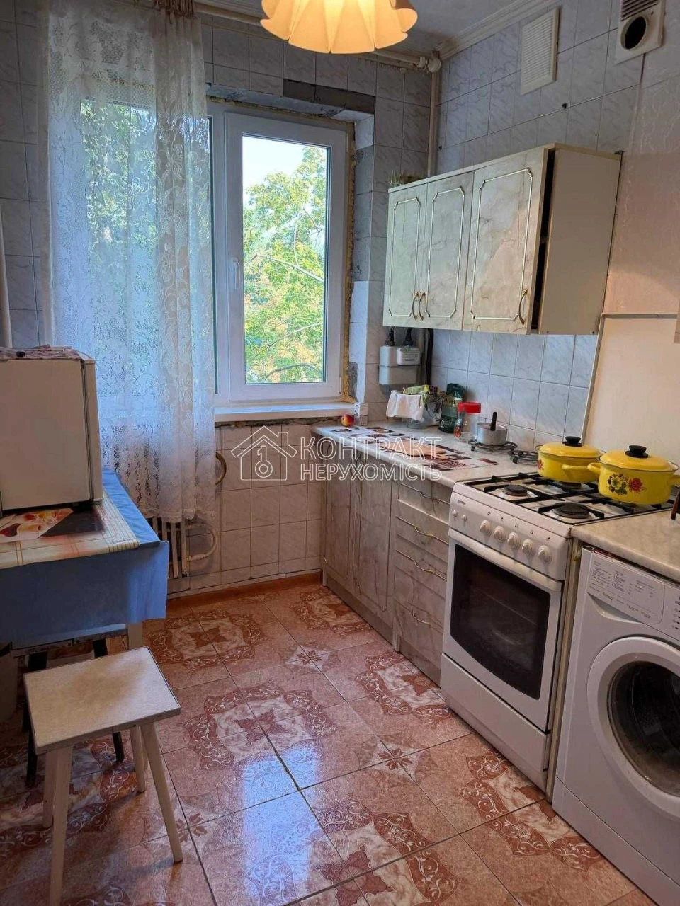 Продаж 2к квартира Тракторобудівників Тракторостроителей Сал
