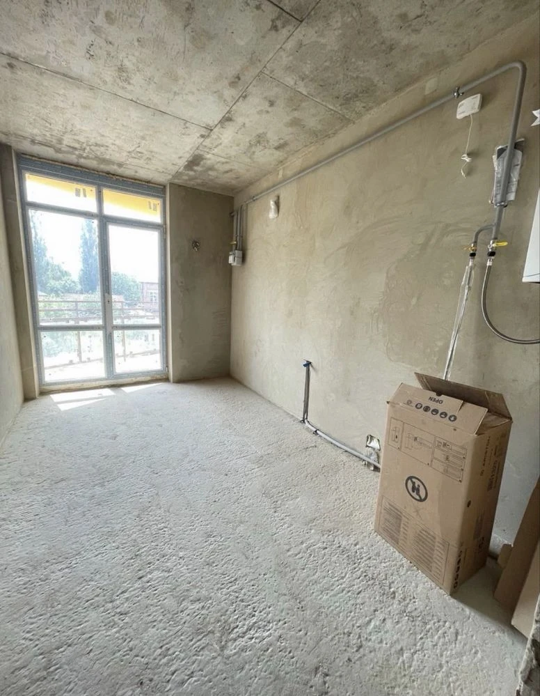 One-bedroom apartment for sale from owner in Amber Park residential complex, 46