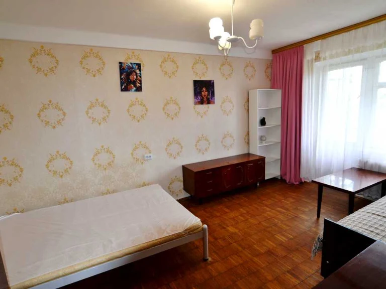 Apartment. Obolon Street, Kyiv
