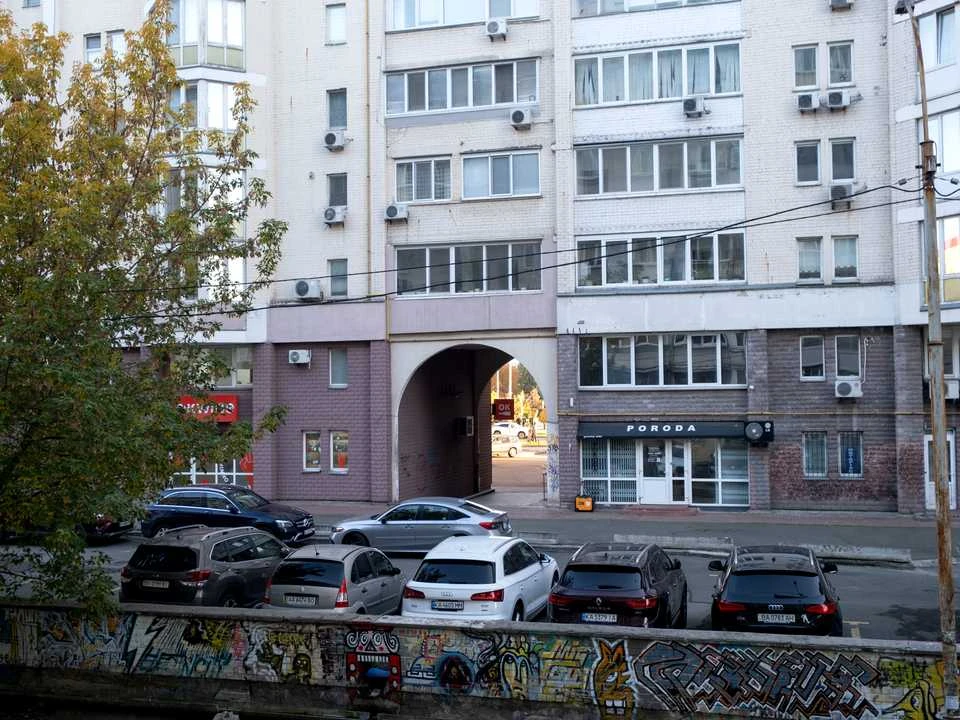 Apartment. Levka Luk'yanenka st., Kyiv