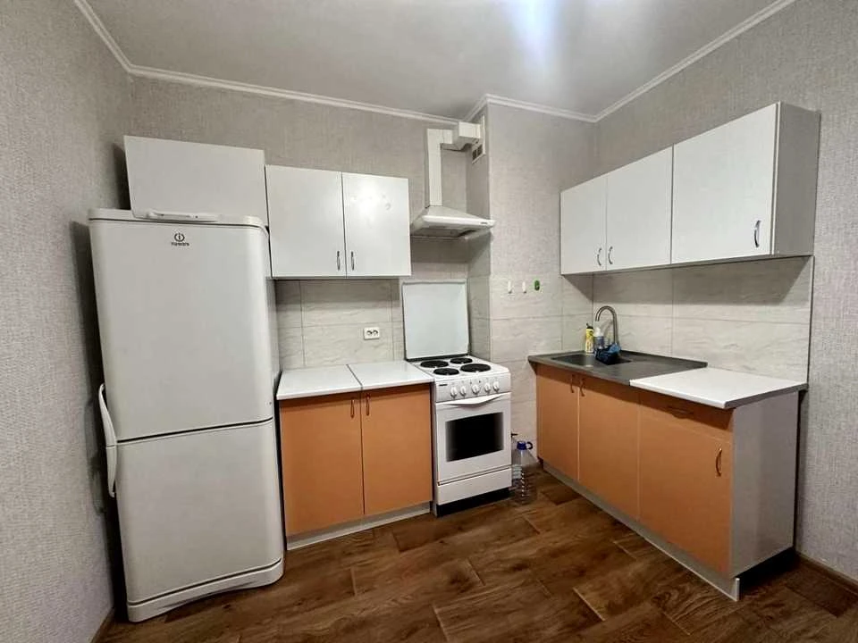 Apartment. Zdolbunivska Street, Kyiv