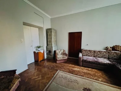 Продажа квартиры в центре рядом с Оперным театром