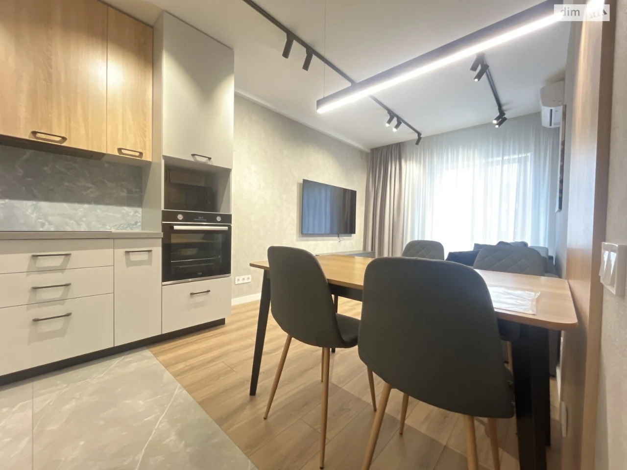 Long-Term Rental Apartment Holosiiv