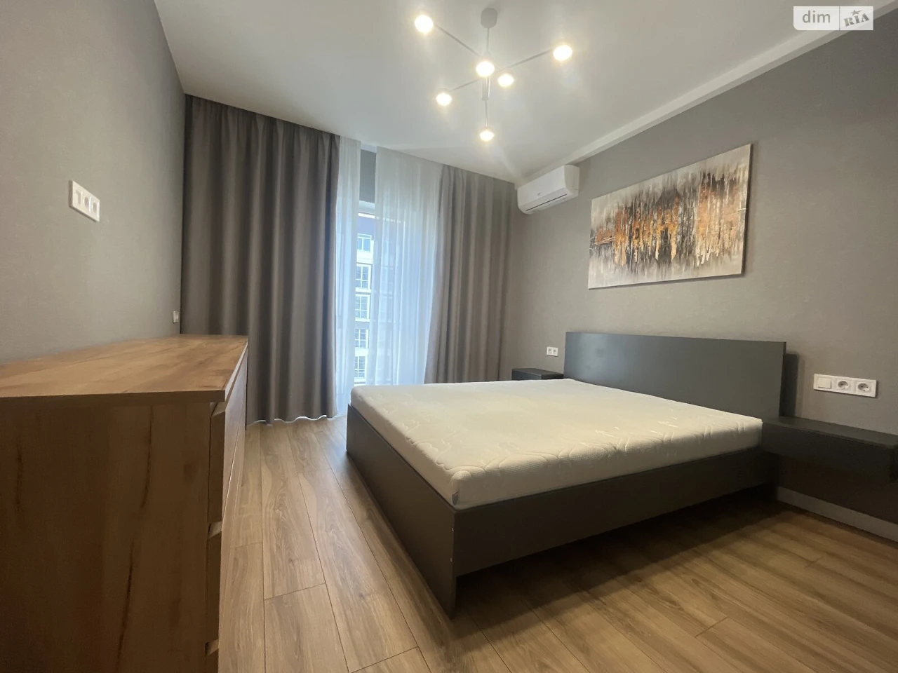 Long-Term Rental Apartment Holosiiv
