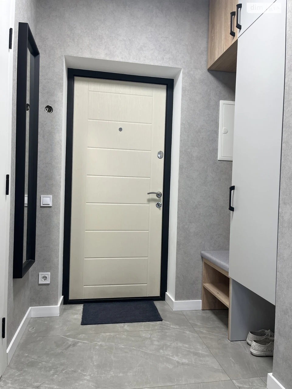 Long-Term Rental Apartment Holosiiv