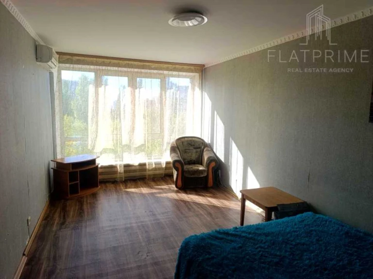 Apartment. Akademika Vernadskogo Avenue.