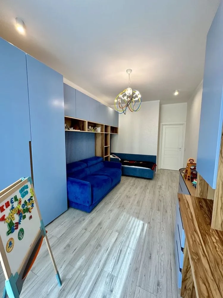 Sale of a 3-room apartment in the "Panorama" residential complex with renovation (new building,