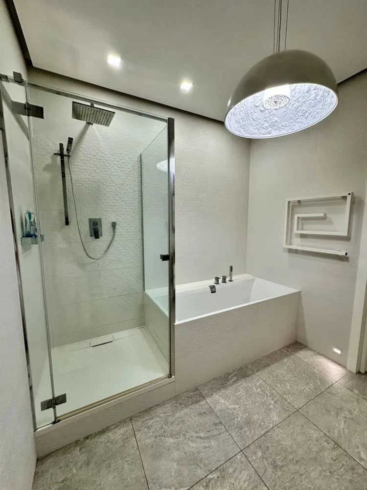 Sale of a 3-room apartment in the "Panorama" residential complex with renovation (new building,