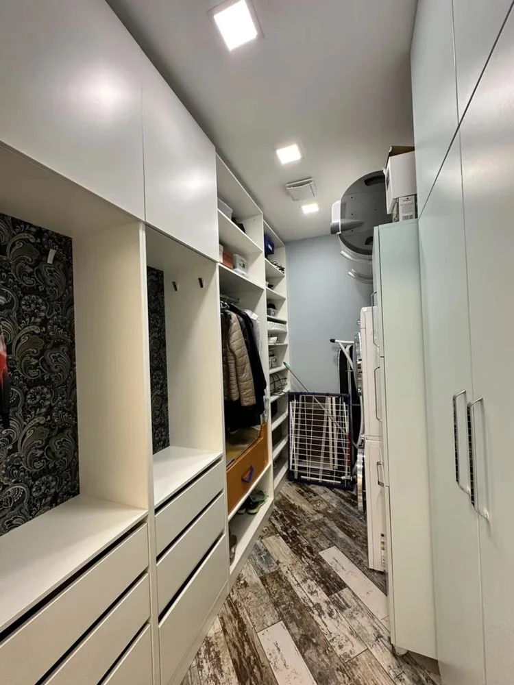Sale of a 3-room apartment in the "Panorama" residential complex with renovation (new building,