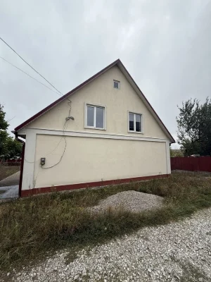 Продам  просторный дом .Верхняя Хортица