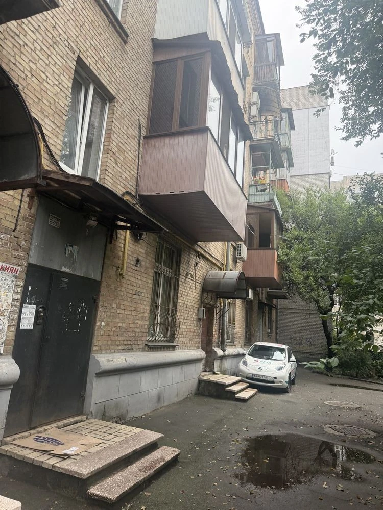 квартира 2 кімнатна Шекавицька 36, Поділ, біля метро Контрактова площа