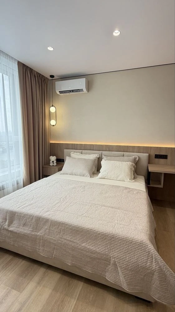 For sale. Selling a view 1-bedroom apartment in the Kub2 residential complex in Dnipro