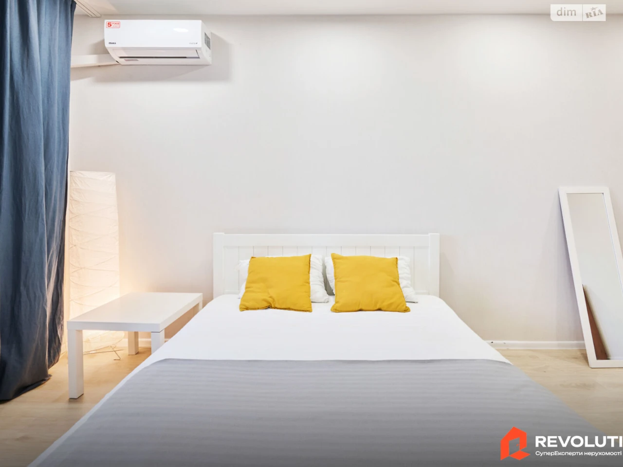 Apartment for Sale: Lesovy Masiv