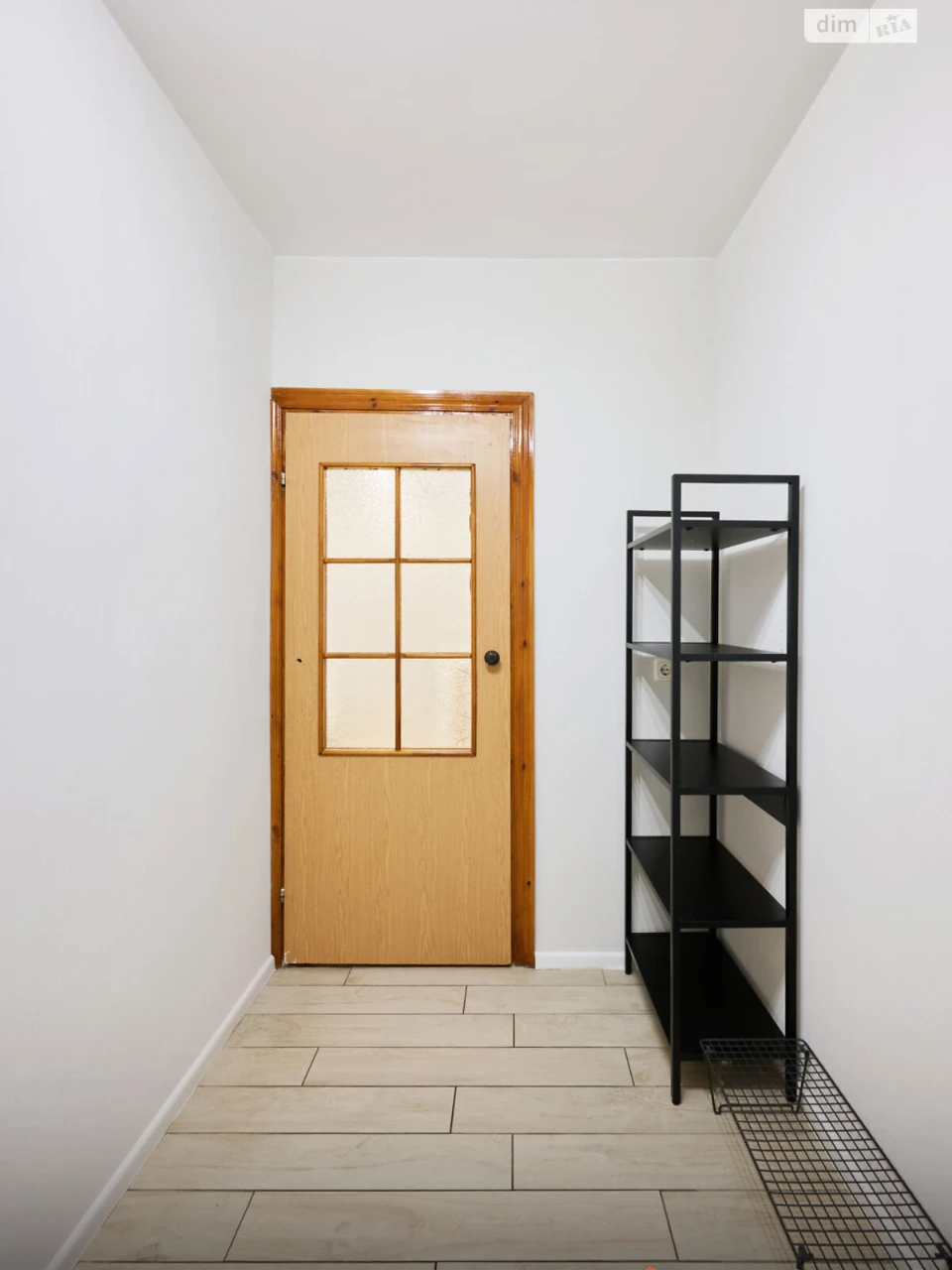 Apartment for Sale: Lesovy Masiv