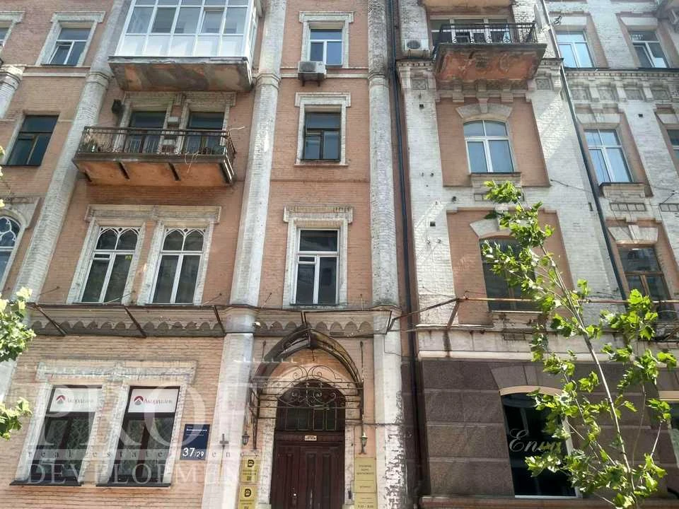 Квартира. Володимирська вул.