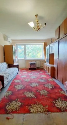 For sale 1-room apartment on Bogdan Khmelnytsky Street (12th quarter