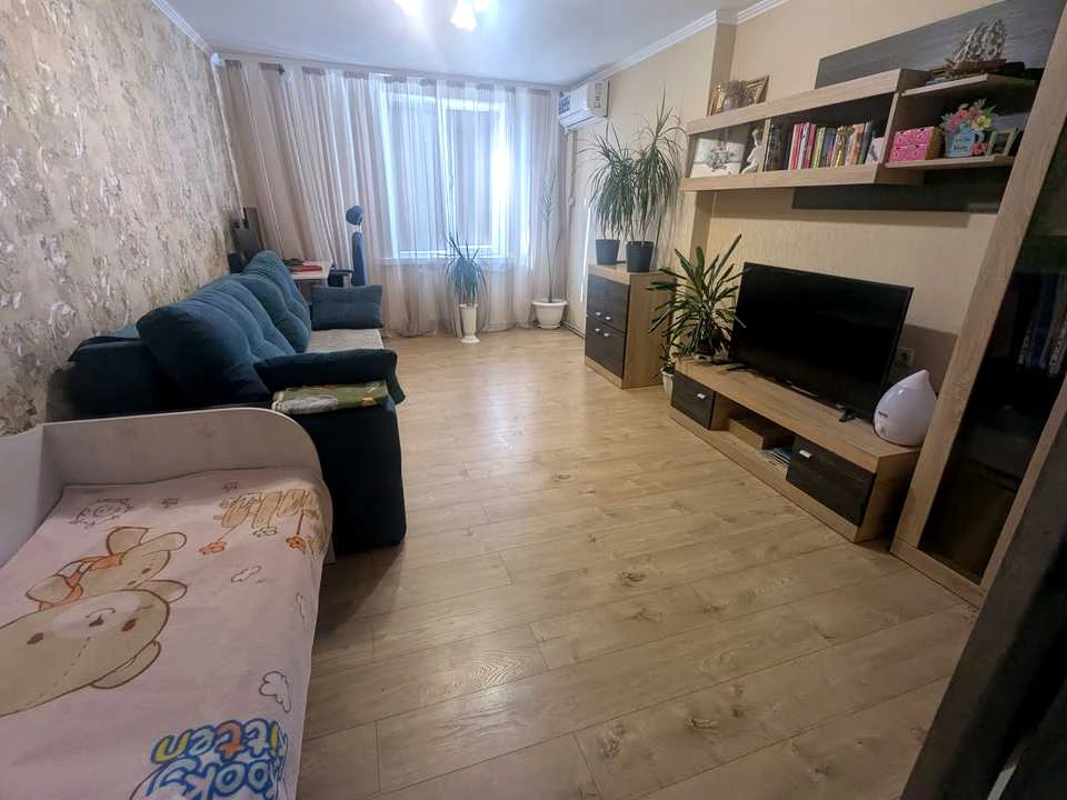 Apartment. Winnitsa, Molodyzhna St.
