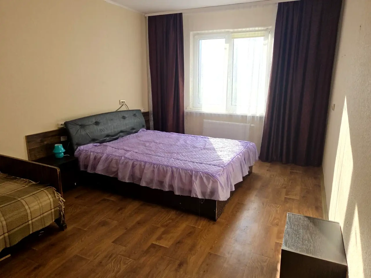 Sale of a 1-bedroom apartment 42.4 sq m on the 7th floor.