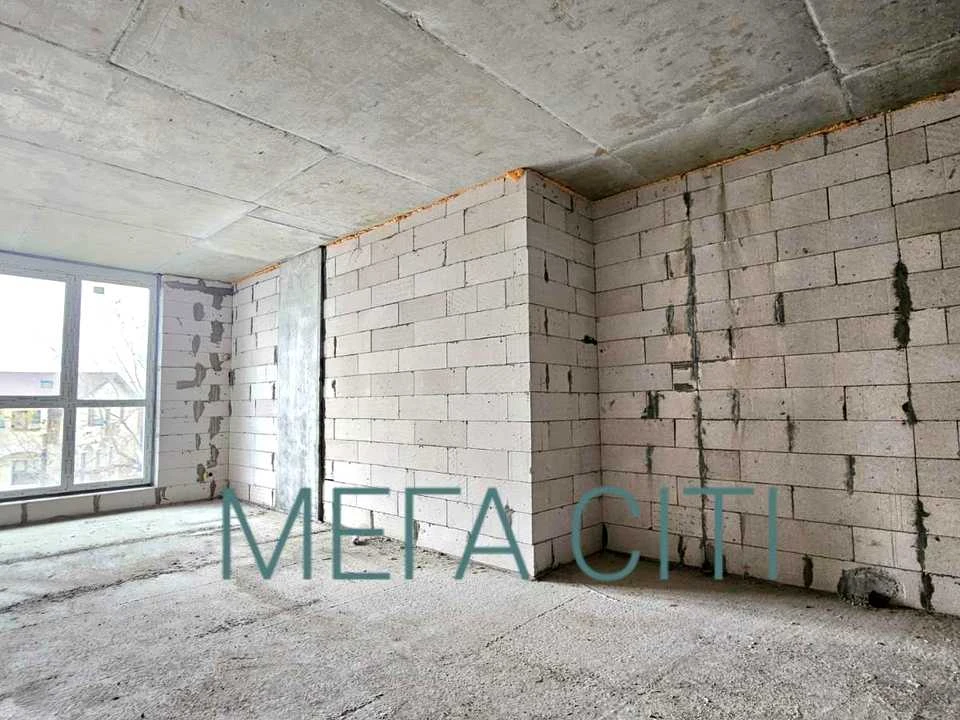 Apartment. Alimpiya Halika st. Kyiv