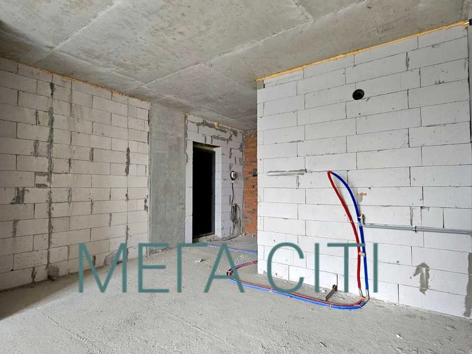 Apartment. Alimpiya Halika st. Kyiv