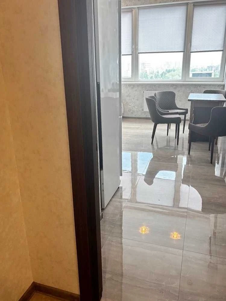 Продажа 1-комнатной квартиры в центре, рядом с парком