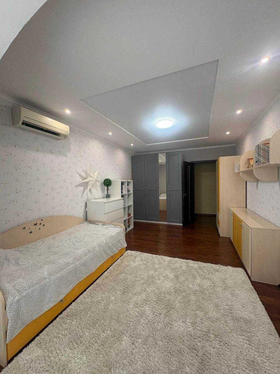 Spacious 2-bedroom apartment in ЖК Лікоград