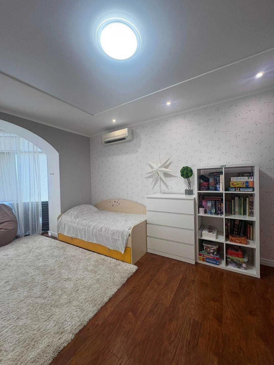 Spacious 2-bedroom apartment in ЖК Лікоград