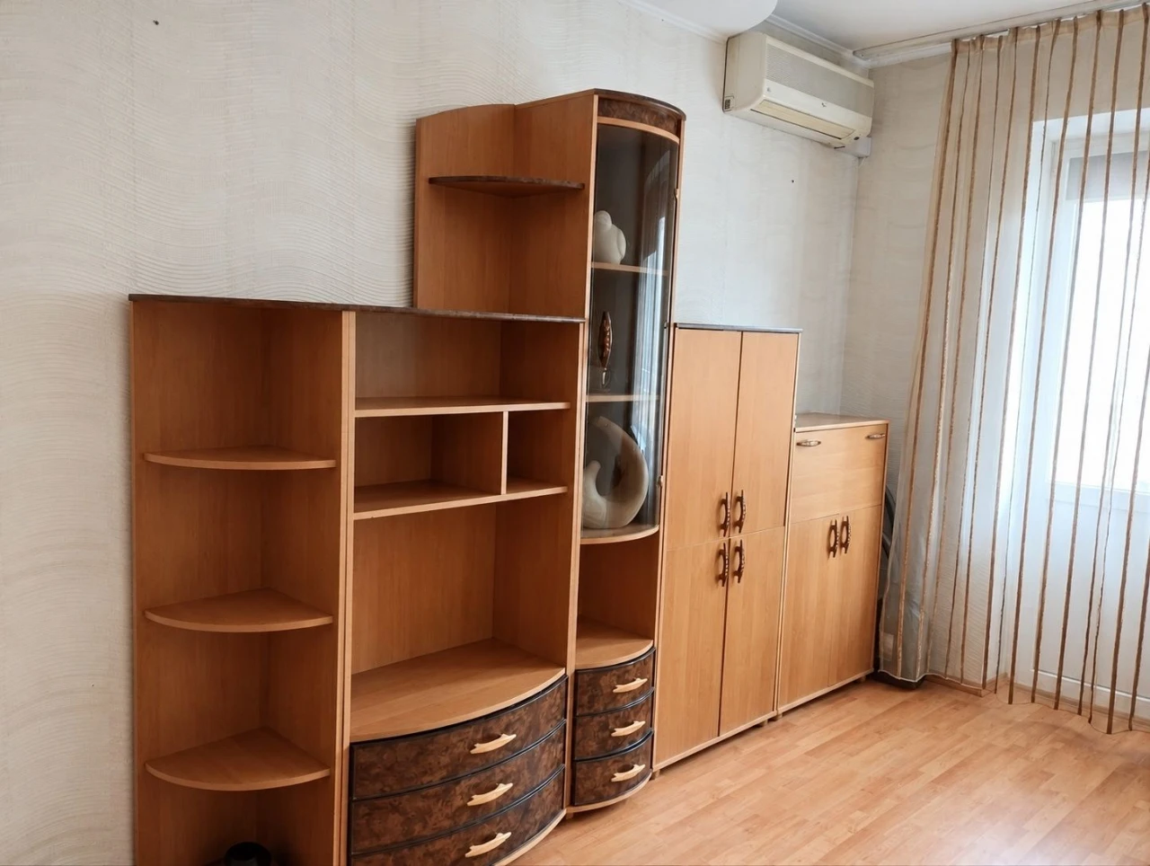 Two-bedroom apartment for sale on Heroi Street (Victory 6), 2nd floor