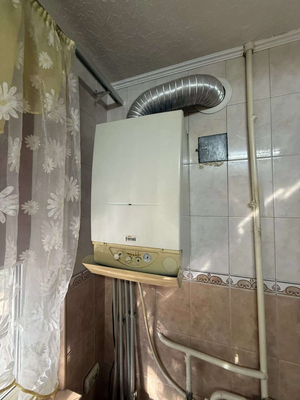 Two-room apartment/2nd floor/Belyayeva/Kropyvnytsky/Kirovogradska