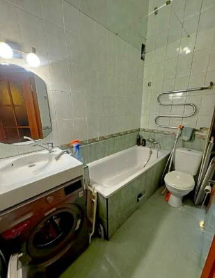 Two-room apartment/2nd floor/Belyayeva/Kropyvnytsky/Kirovogradska