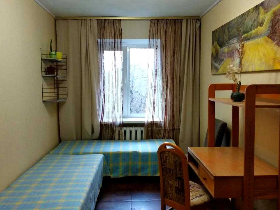 Квартира. Київ, Верховної Ради бульв.