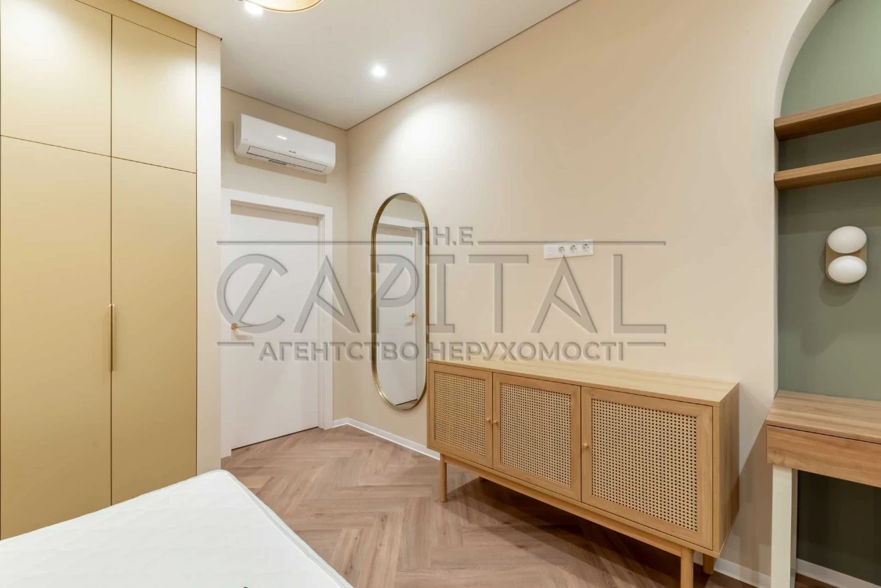 Stylish 1-bedroom apartment for sale, 54.7 sq m, in the Henesi House complex