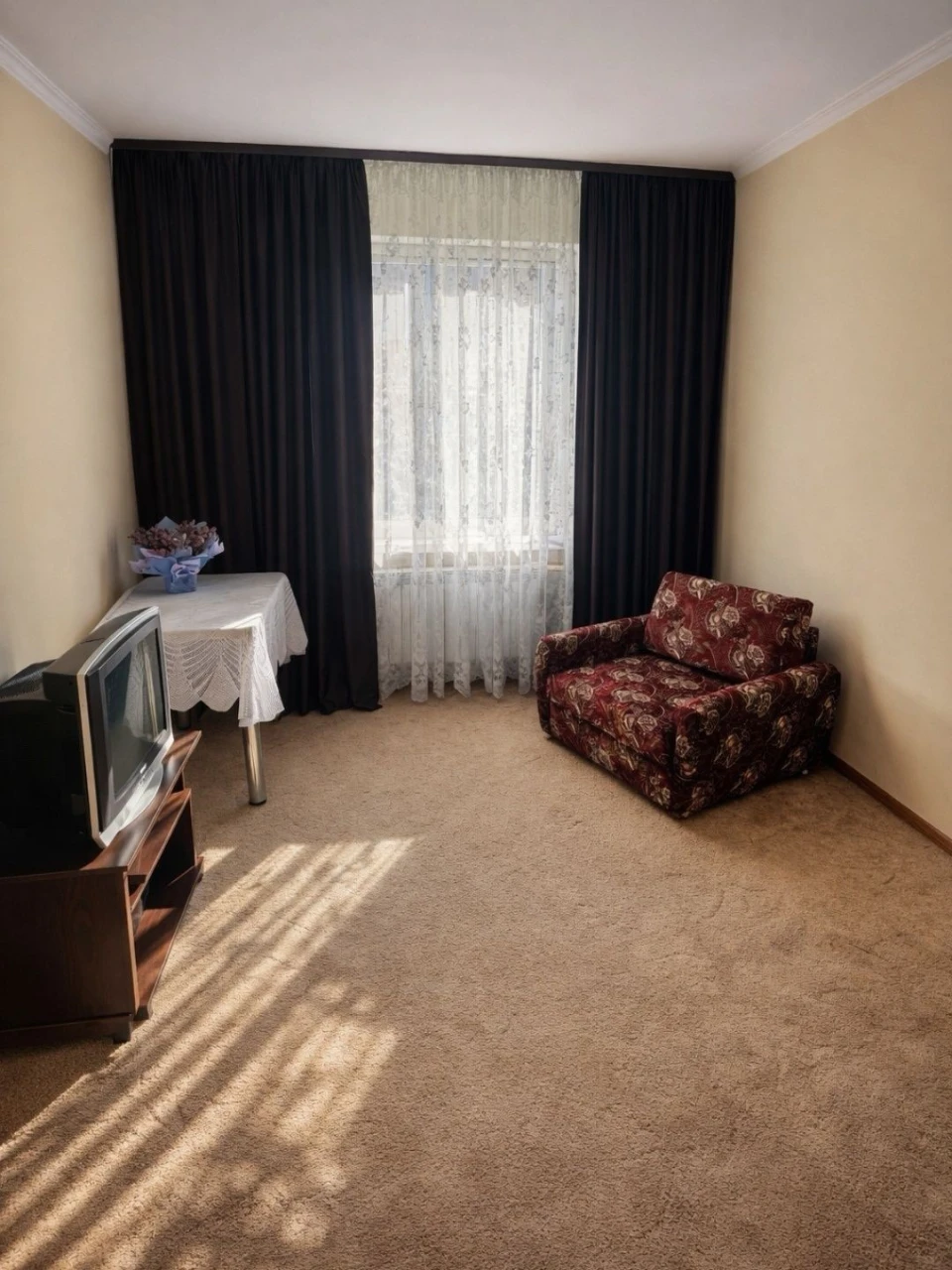 Sale of a 3-room apartment in Troeshchyna / Balzac Street