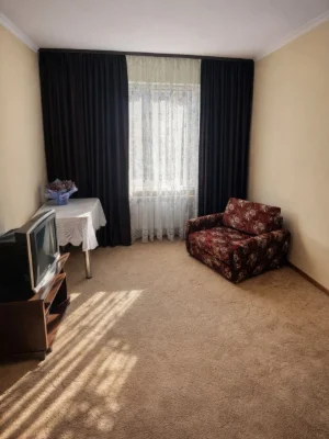 Sale of a 3-room apartment in Troeshchyna / Balzac Street