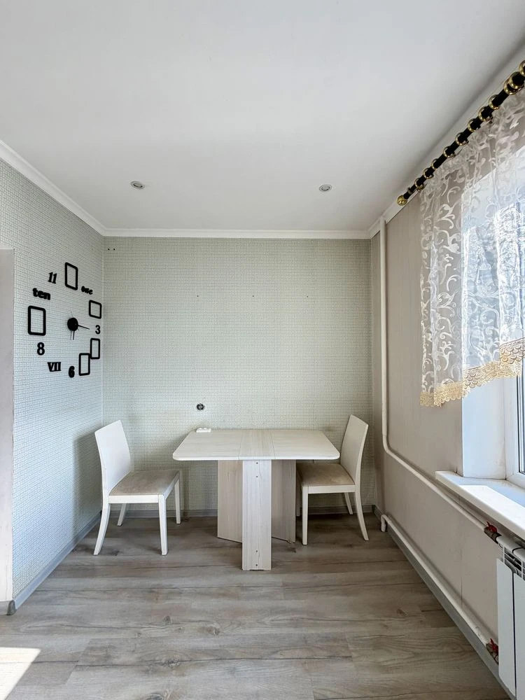 Продаж 2к Позняки Осокорки Бажана,32